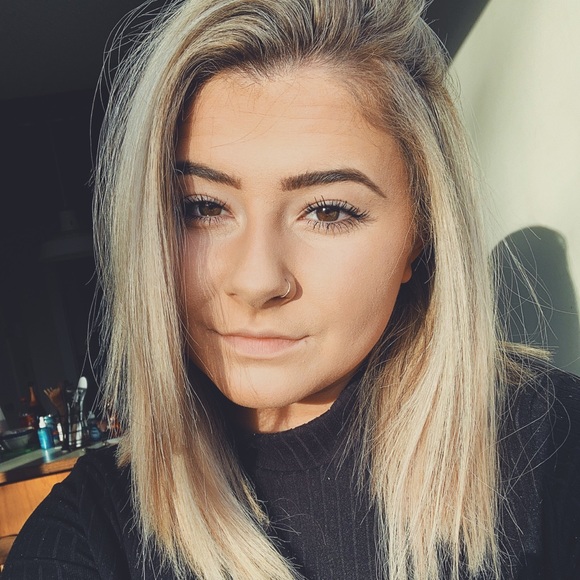 Meet your Posher, Molly - Picture 1 of 1